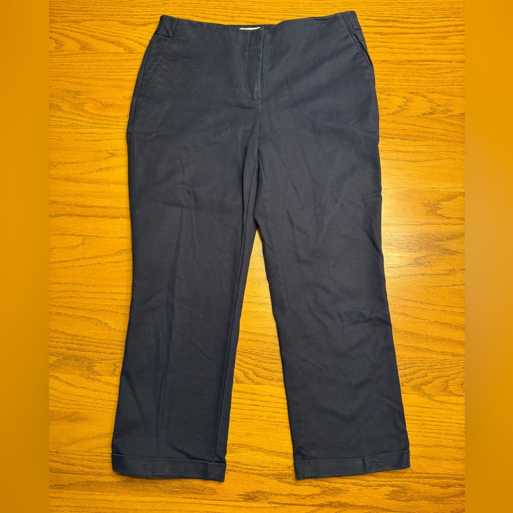 Chico's So Slimming Navy Cropped Pants
